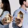Revoca assegnazione casa familiare: risarcimento e indennità